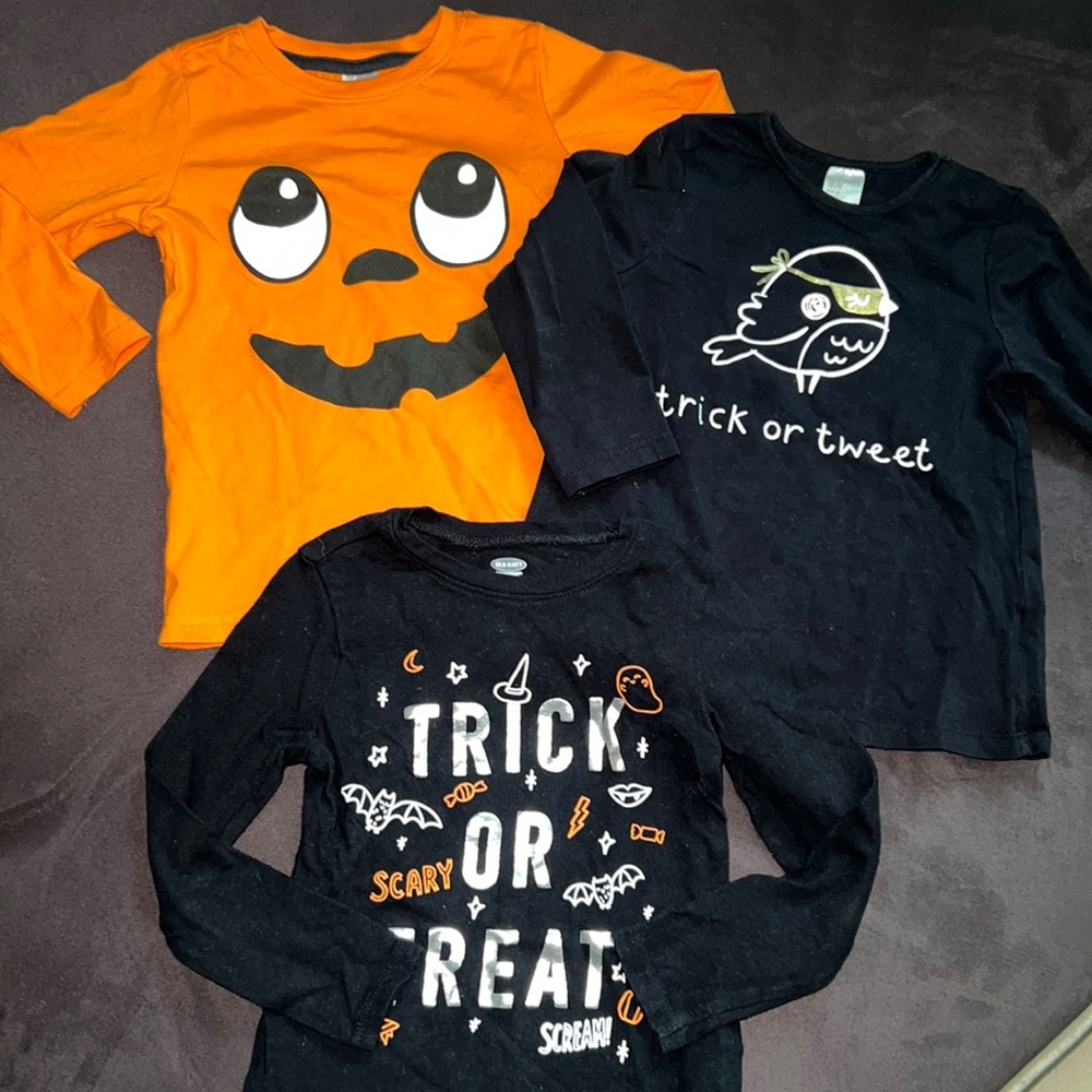 Halloween shirt bundle ! 🎃